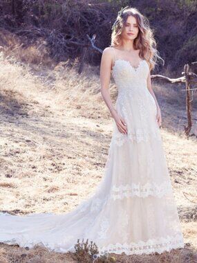 Maggie Sottero Emily 7MC991 Wedding Dress Size 8